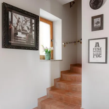 Jar - The Castion Veronese